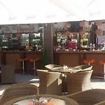 Bahami Lägenhetshotell 3*