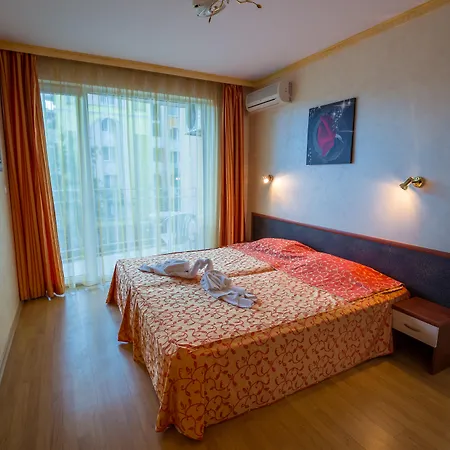 Bahami Apartmanhotel 3*
