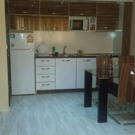 Bahami 3* סאני ביץ'