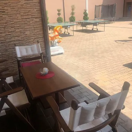 Bahami Apartmanhotel 3*