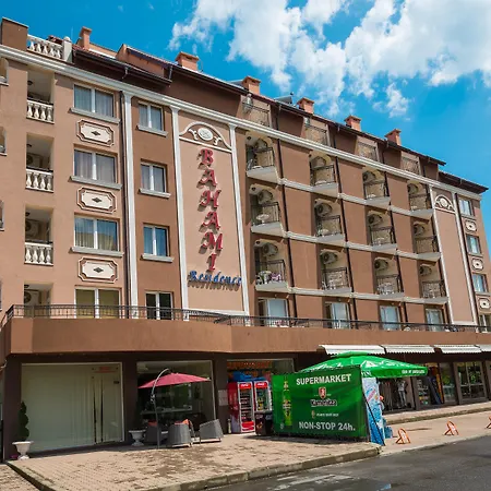 Lägenhetshotell Bahami 3*