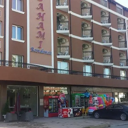 Bahami Lägenhetshotell 3*