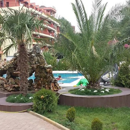 Bahami Apartmanhotel Napospart